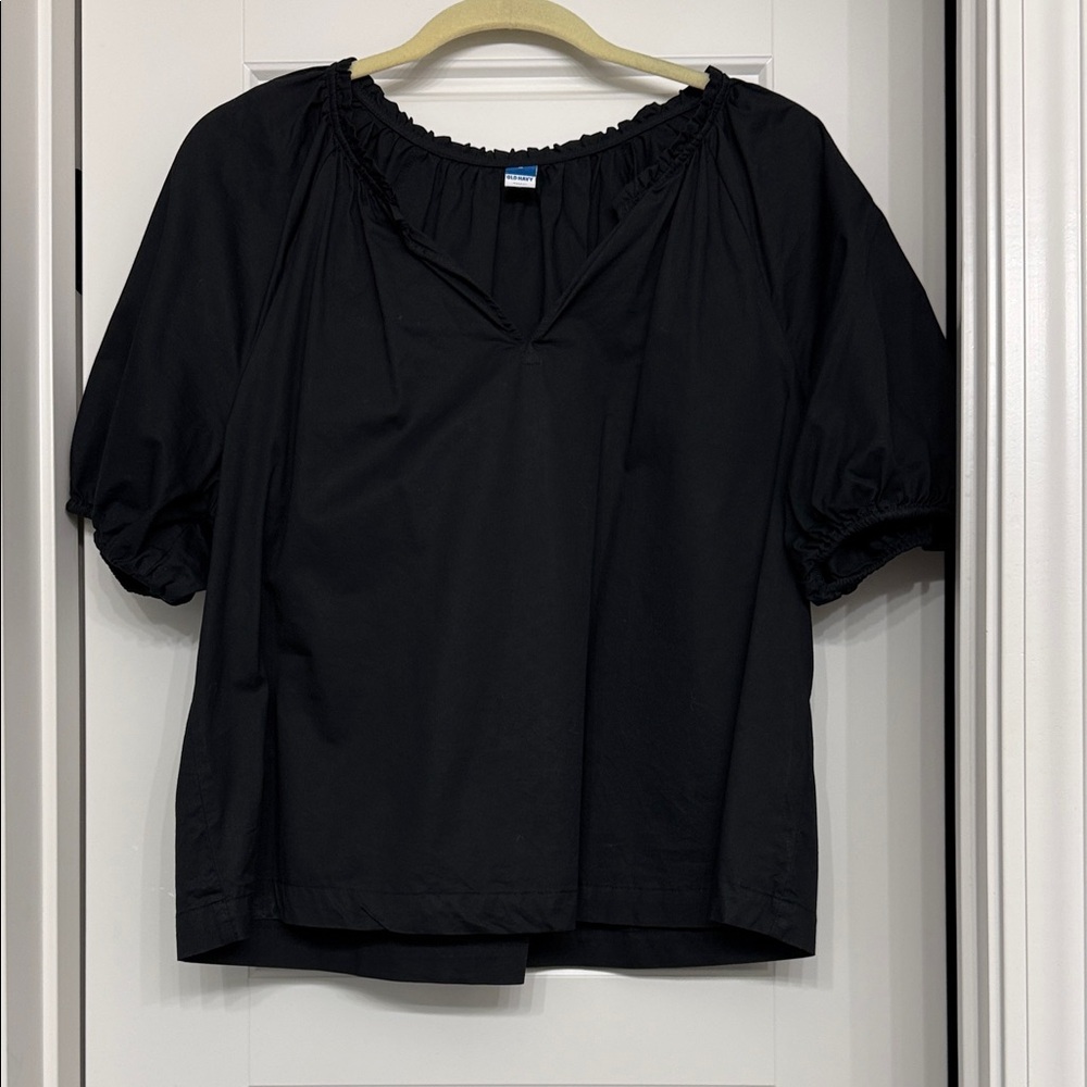 Black Peasant Sleeve Women's Top - Unbranded